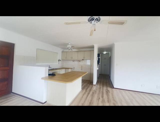 3 BEDROOM HOUSE FOR SALE IN FRAAIUITSIG